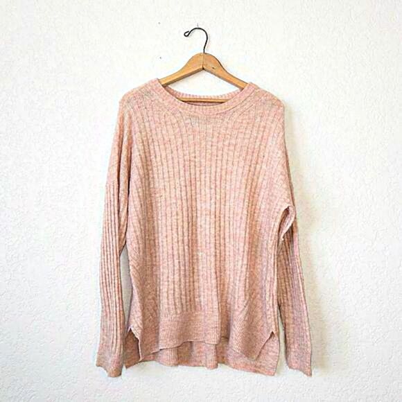 Abercrombie & Fitch Pink Soft Sweater Size Medium‎ - Picture 1 of 4
